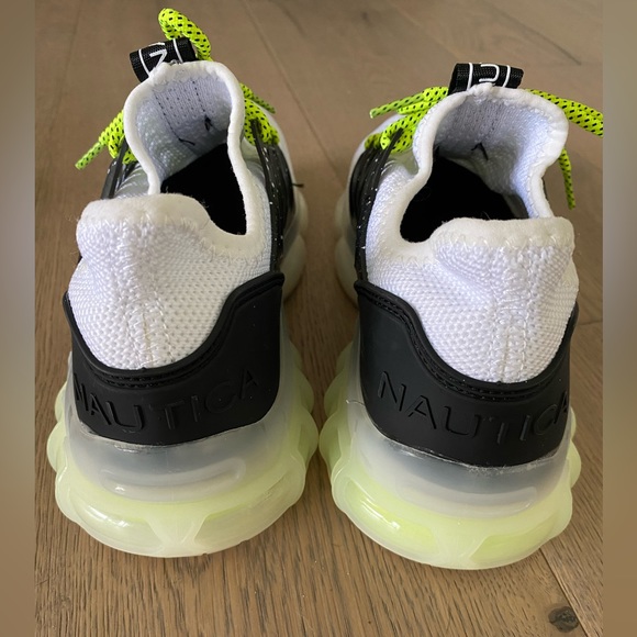 Nautica Womens Sneakers Black, White & Neon, Size 8.5 - Picture 3 of 4